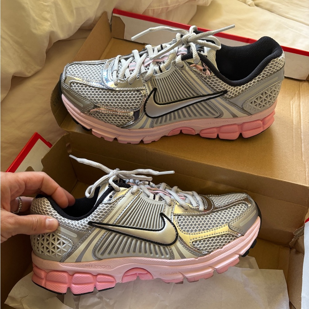 Like NEW! Nike Women's Vomero